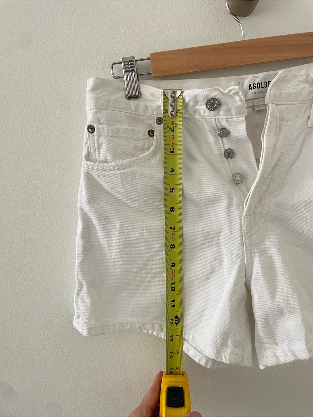 White Agolde Shorts - Picture 7 of 8